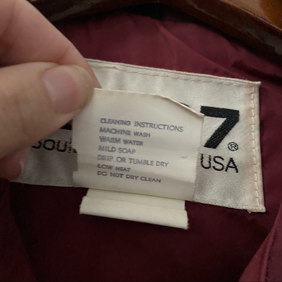 CAMP7 Maroon Thinsulate Snap Button Vest Pockets Unisex Youth Size 10 Casual - Picture 6 of 8